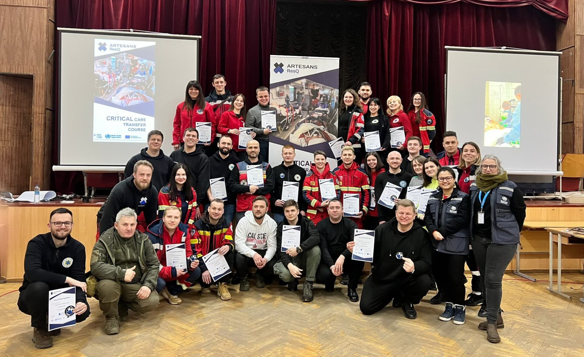 Групове фото учасників тренінгу